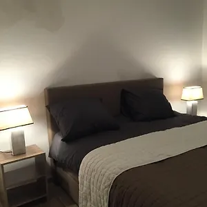 https://villa-einstein-apartments-antwerp.hotelsghent.com